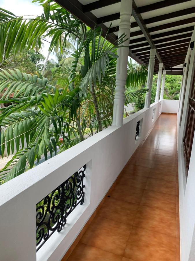 Tranquil Private Villa Near Bentota Beach ภายนอก รูปภาพ