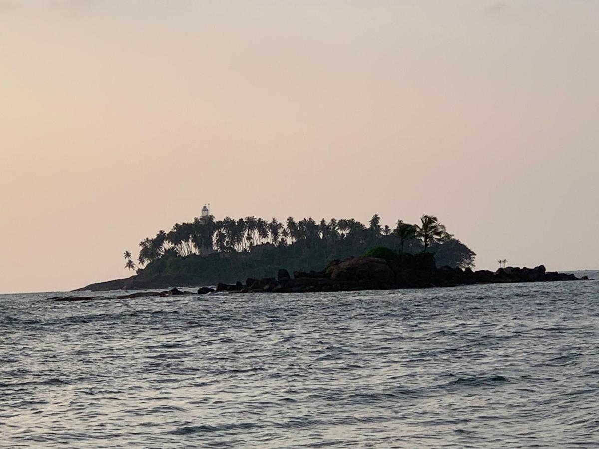Tranquil Private Villa Near Bentota Beach ภายนอก รูปภาพ